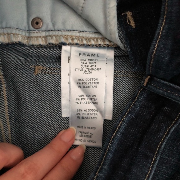 NEW Frame Denim Le Tour Short Dark Wash Size 24 - Picture 7 of 8